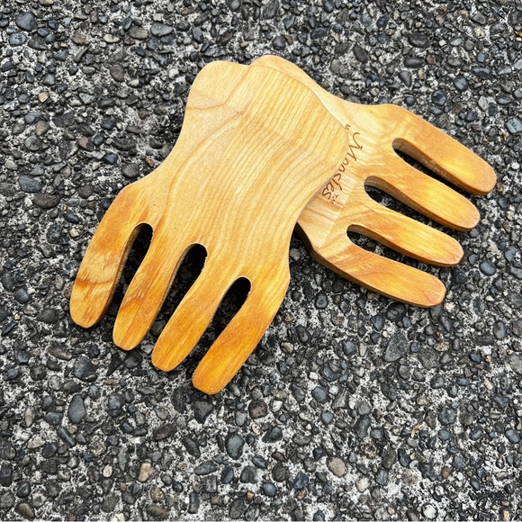 Moosies Solid Wood Alaska Made Claw Salad Pasta Server Set/2 - Picture 3 of 6